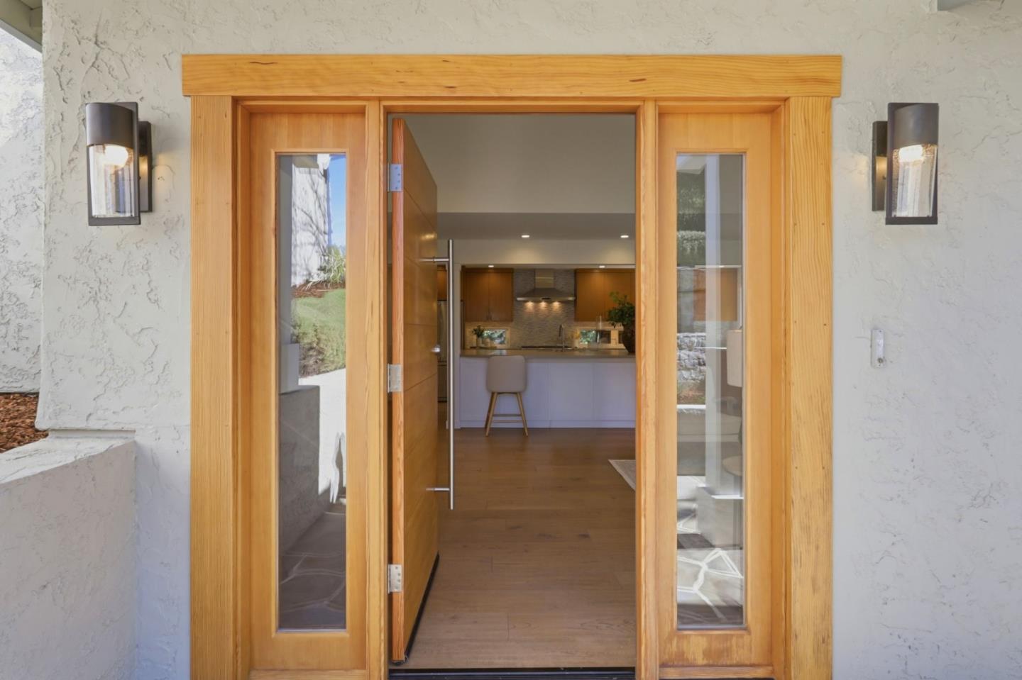 Detail Gallery Image 13 of 69 For 116 Brocastle Way, Los Gatos,  CA 95032 - 4 Beds | 3 Baths