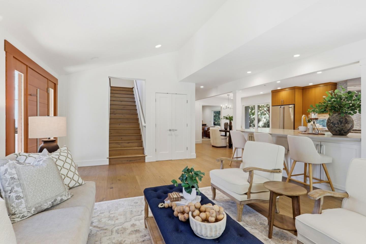 Detail Gallery Image 16 of 69 For 116 Brocastle Way, Los Gatos,  CA 95032 - 4 Beds | 3 Baths