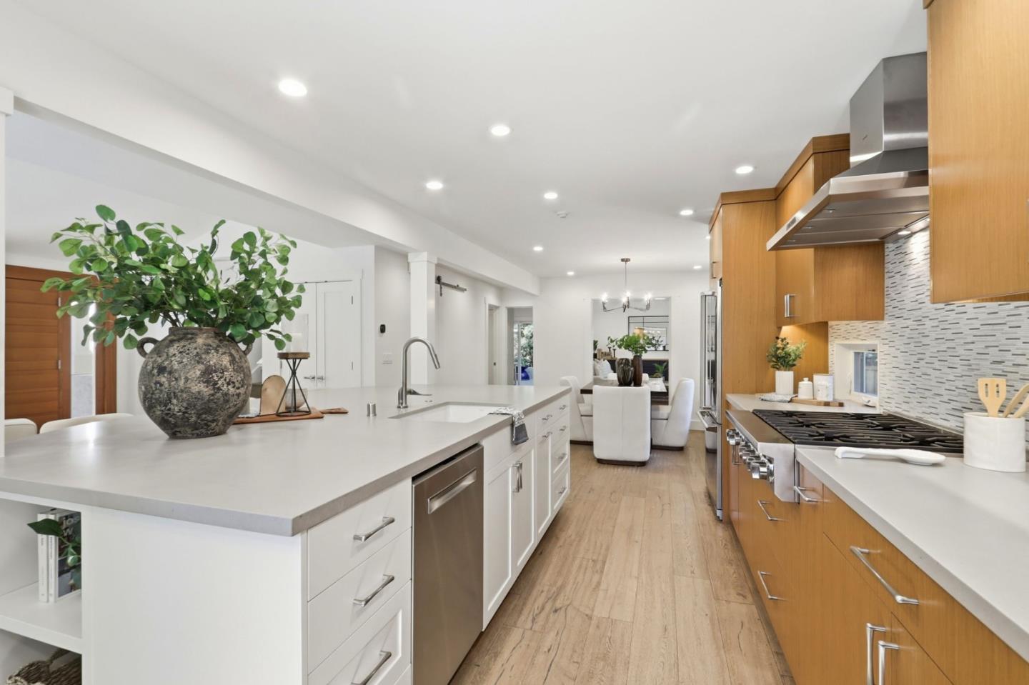 Detail Gallery Image 23 of 69 For 116 Brocastle Way, Los Gatos,  CA 95032 - 4 Beds | 3 Baths