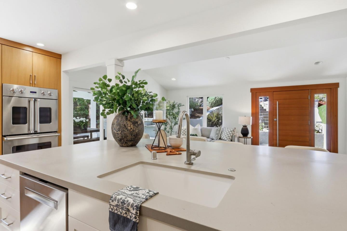 Detail Gallery Image 26 of 69 For 116 Brocastle Way, Los Gatos,  CA 95032 - 4 Beds | 3 Baths