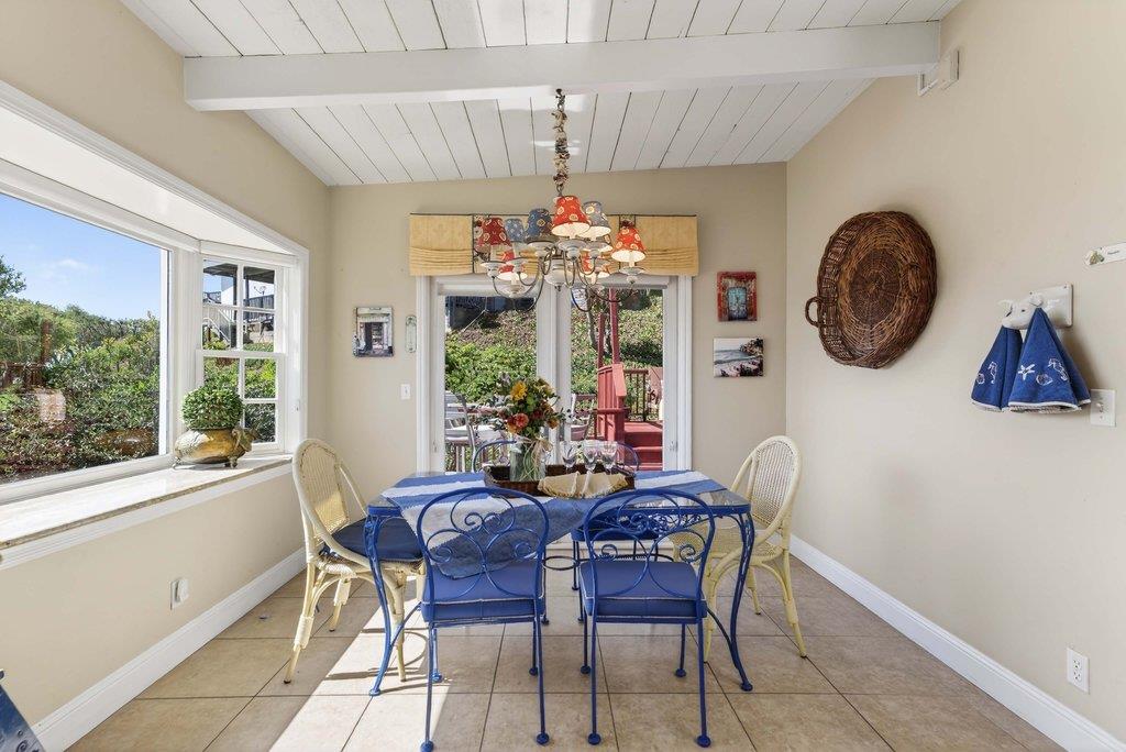 Detail Gallery Image 11 of 44 For 261 Aptos Beach Dr, Aptos,  CA 95003 - 3 Beds | 2 Baths