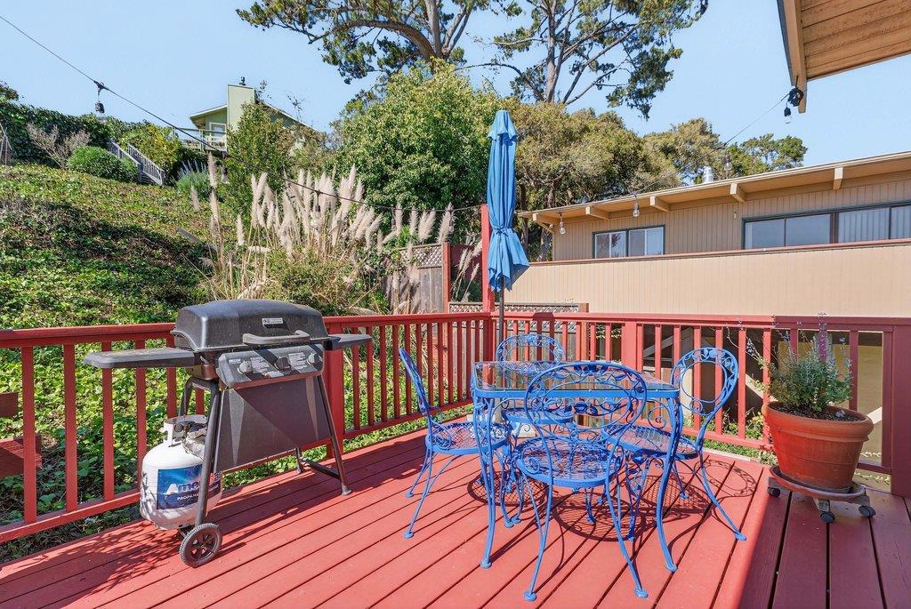 Detail Gallery Image 28 of 44 For 261 Aptos Beach Dr, Aptos,  CA 95003 - 3 Beds | 2 Baths