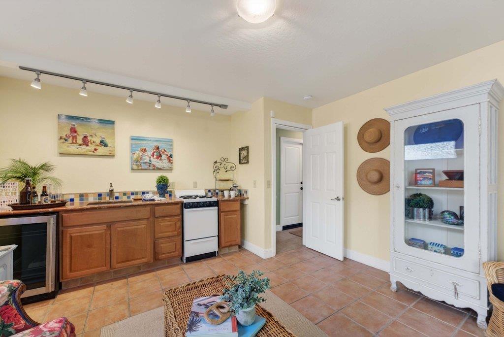 Detail Gallery Image 36 of 44 For 261 Aptos Beach Dr, Aptos,  CA 95003 - 3 Beds | 2 Baths