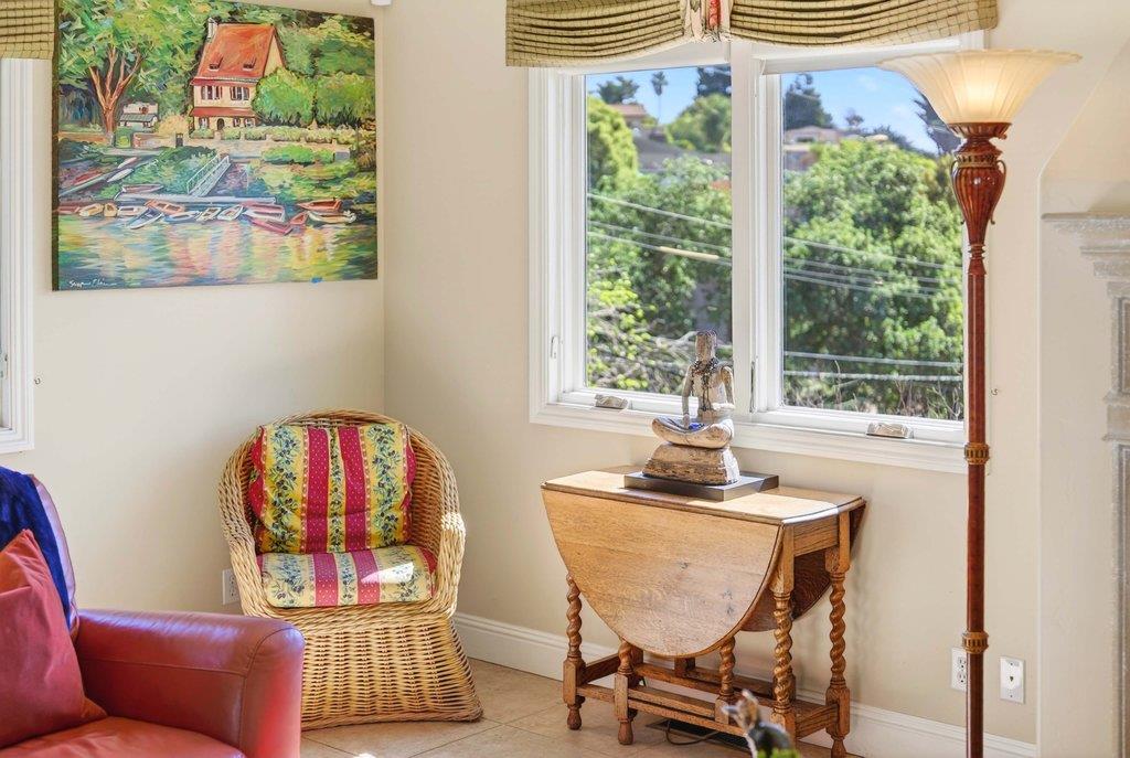 Detail Gallery Image 8 of 44 For 261 Aptos Beach Dr, Aptos,  CA 95003 - 3 Beds | 2 Baths