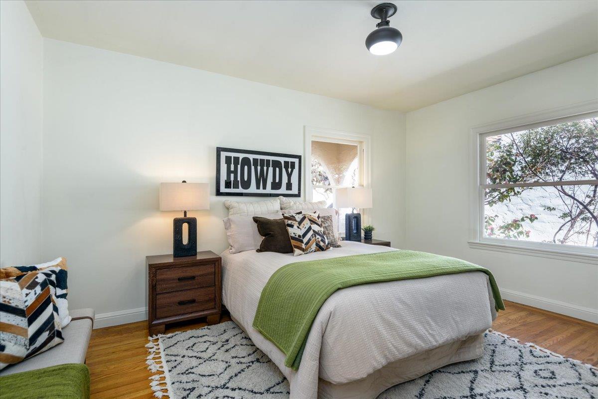 Detail Gallery Image 11 of 18 For 941 College Ave, Palo Alto,  CA 94306 - 3 Beds | 2 Baths