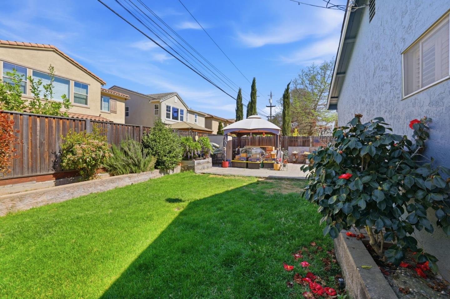 Detail Gallery Image 5 of 8 For 767 La Alondra Way, Gilroy,  CA 95020 - 4 Beds | 2 Baths