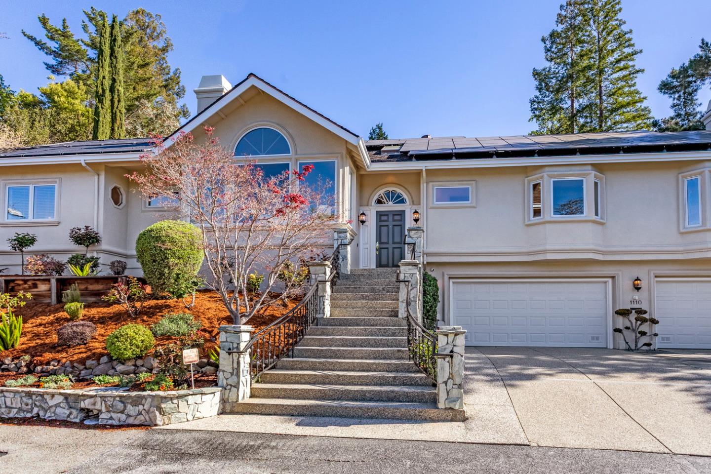 Detail Gallery Image 3 of 44 For 1110 Trinity Dr, Menlo Park,  CA 94025 - 4 Beds | 2/2 Baths