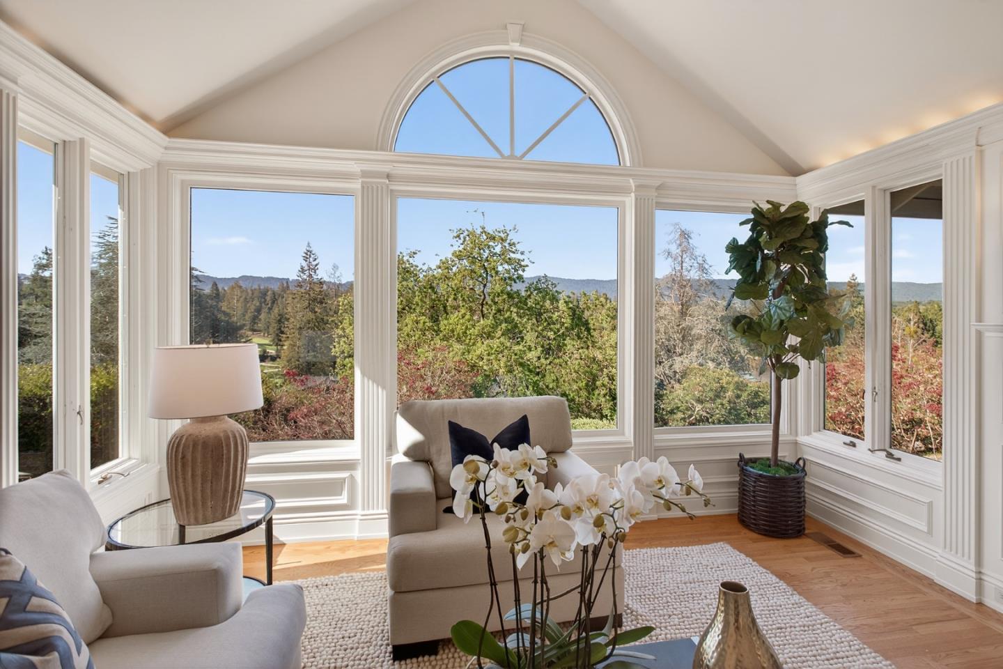 Detail Gallery Image 6 of 44 For 1110 Trinity Dr, Menlo Park,  CA 94025 - 4 Beds | 2/2 Baths