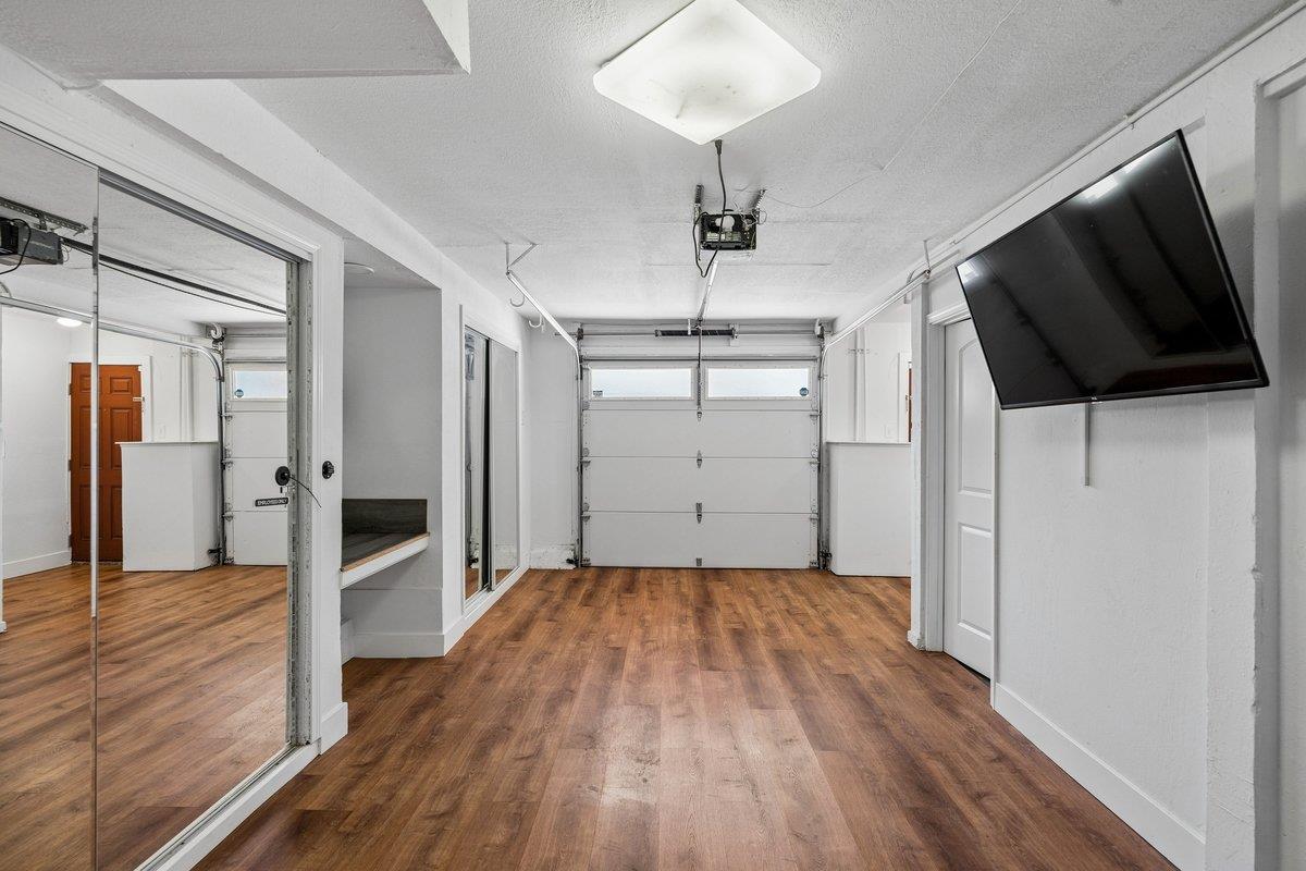 Detail Gallery Image 28 of 35 For 998 Hensley Ave, San Bruno,  CA 94066 - 4 Beds | 3 Baths