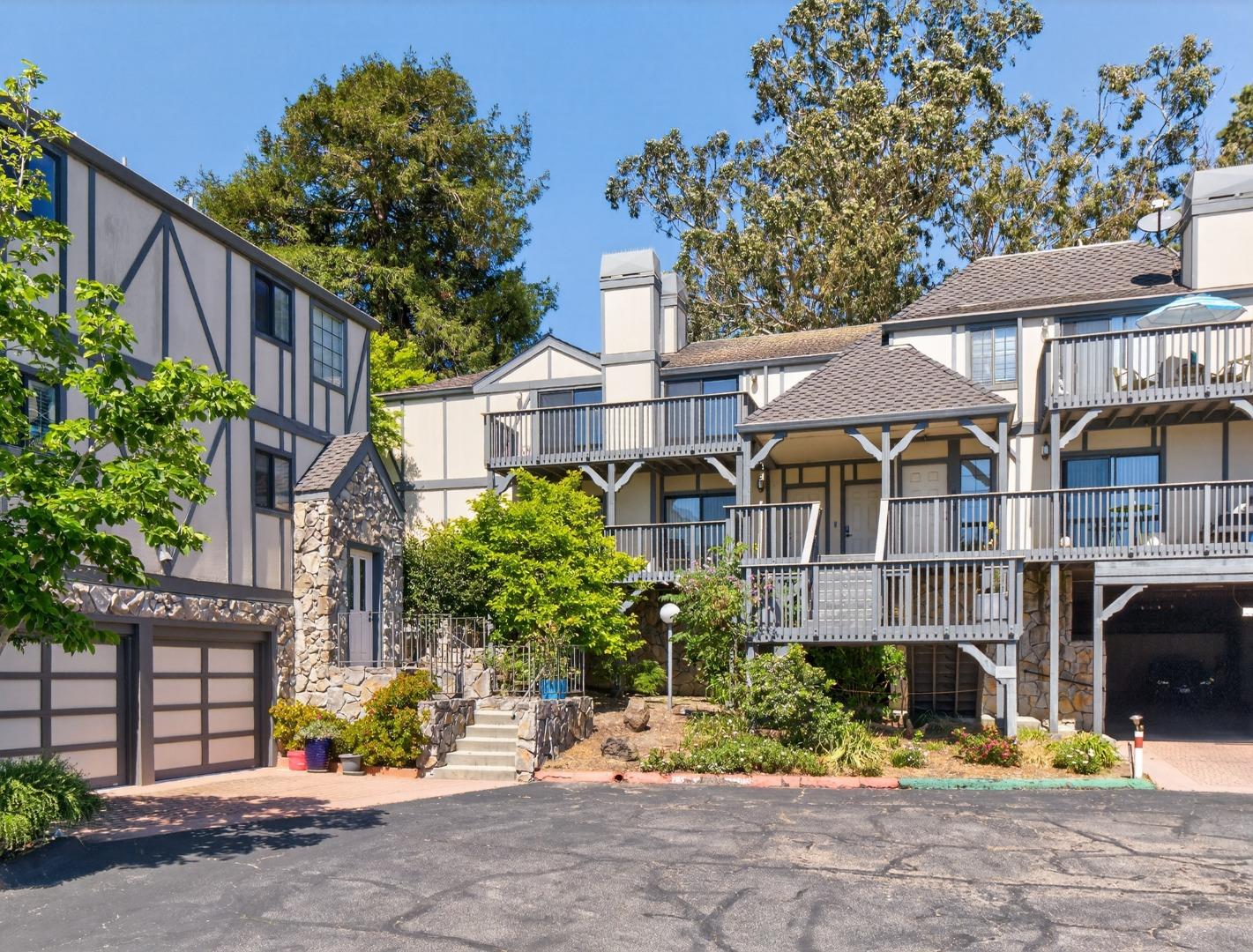 Detail Gallery Image 2 of 65 For 67 S Branciforte Ave, Santa Cruz,  CA 95062 - 2 Beds | 2 Baths