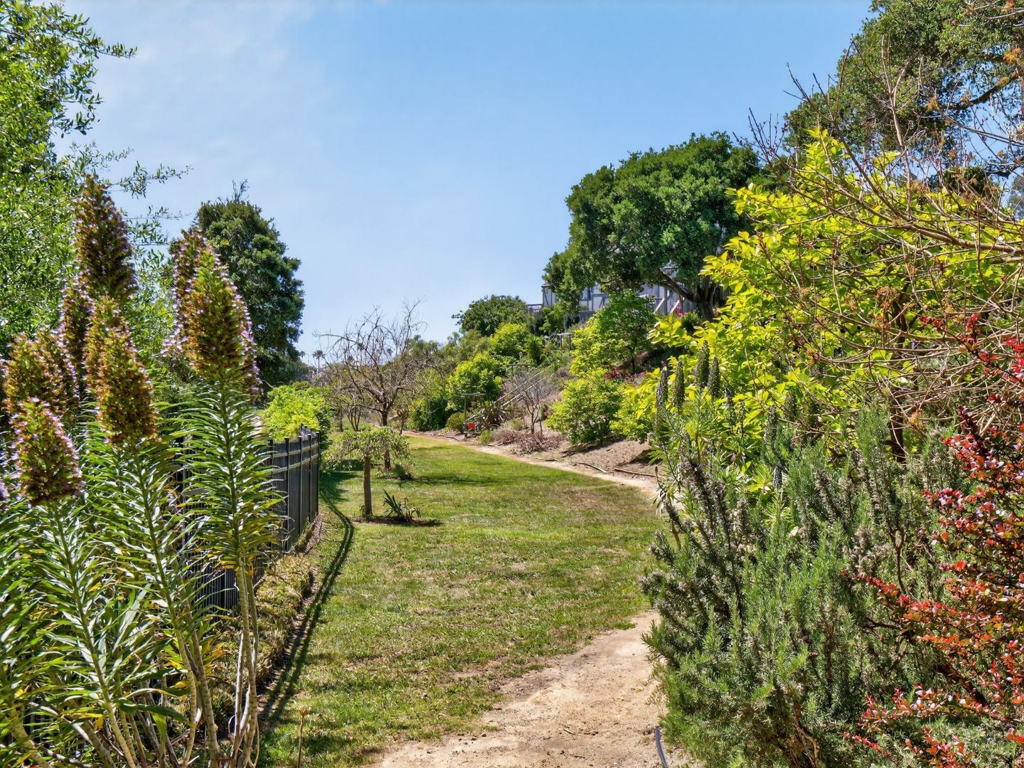 Detail Gallery Image 54 of 65 For 67 S Branciforte Ave, Santa Cruz,  CA 95062 - 2 Beds | 2 Baths