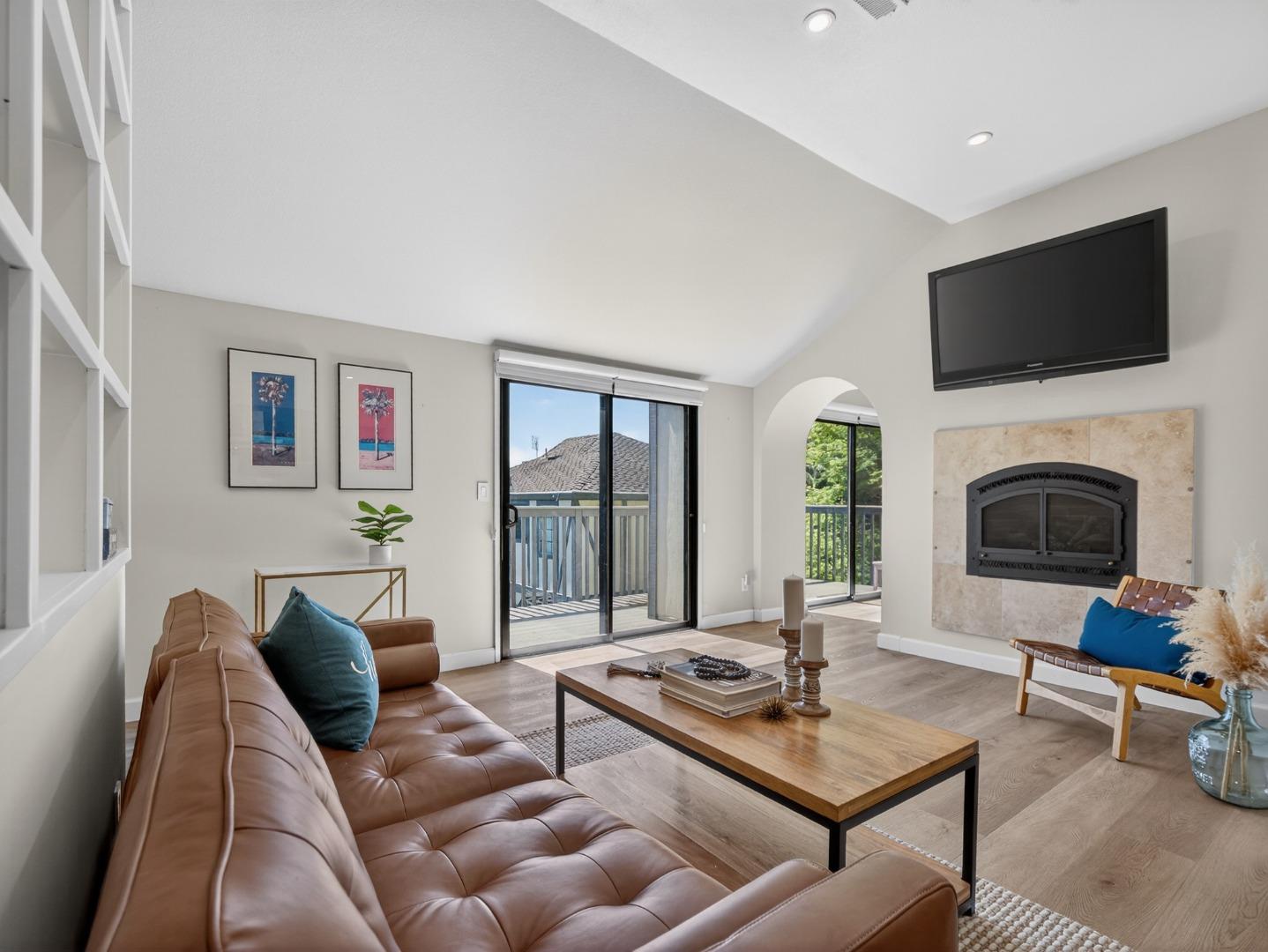 Detail Gallery Image 7 of 65 For 67 S Branciforte Ave, Santa Cruz,  CA 95062 - 2 Beds | 2 Baths