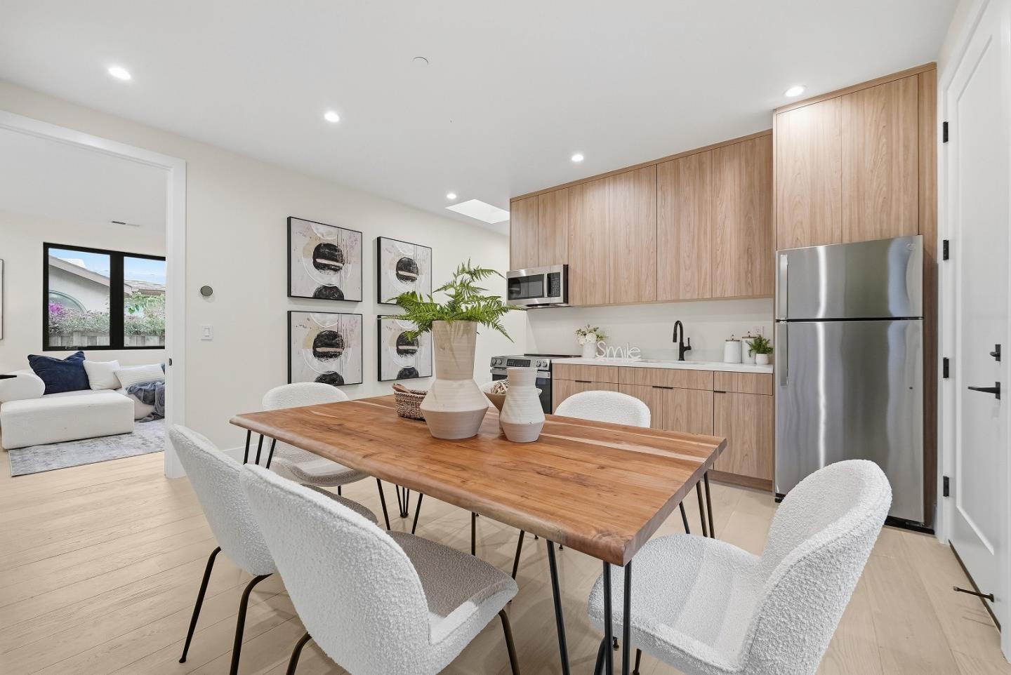 Detail Gallery Image 20 of 69 For 488 Oak Ct, Menlo Park,  CA 94025 - 4 Beds | 3/1 Baths