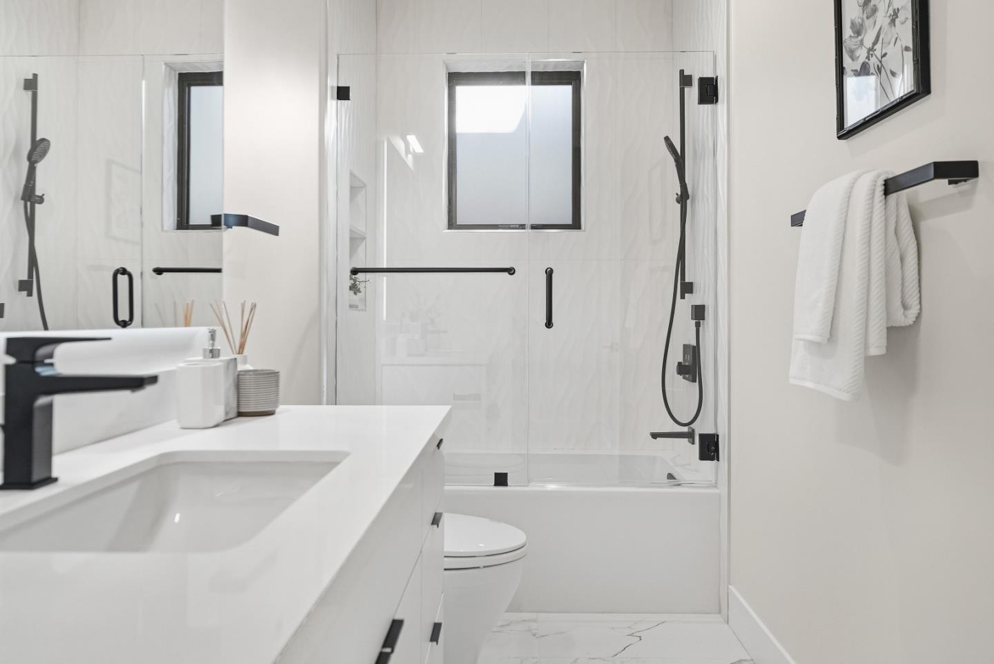 Detail Gallery Image 29 of 69 For 488 Oak Ct, Menlo Park,  CA 94025 - 4 Beds | 3/1 Baths