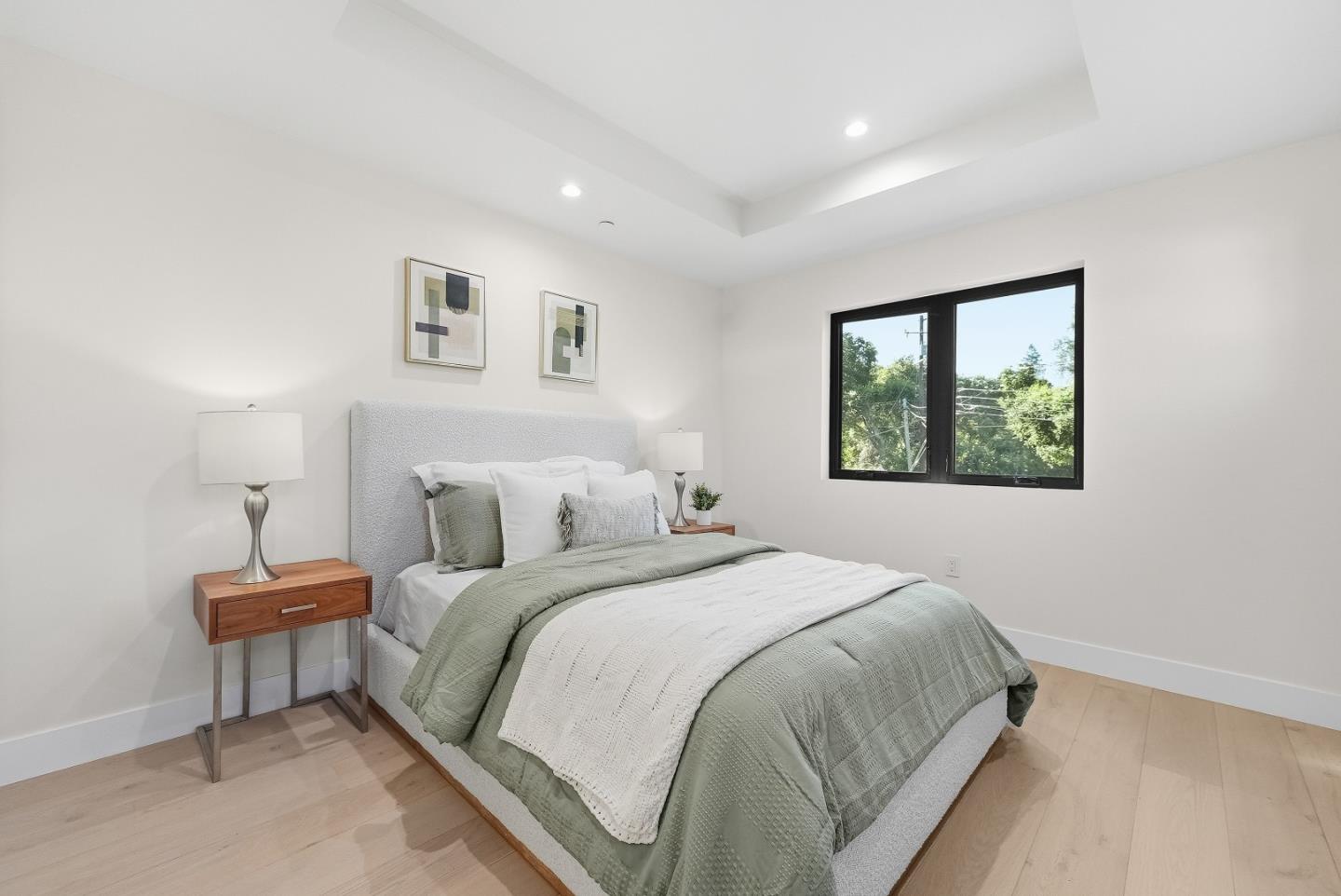 Detail Gallery Image 31 of 69 For 488 Oak Ct, Menlo Park,  CA 94025 - 4 Beds | 3/1 Baths