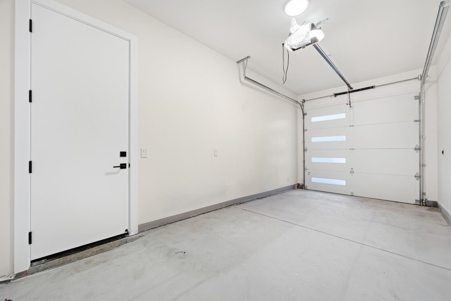 Detail Gallery Image 47 of 69 For 488 Oak Ct, Menlo Park,  CA 94025 - 4 Beds | 3/1 Baths