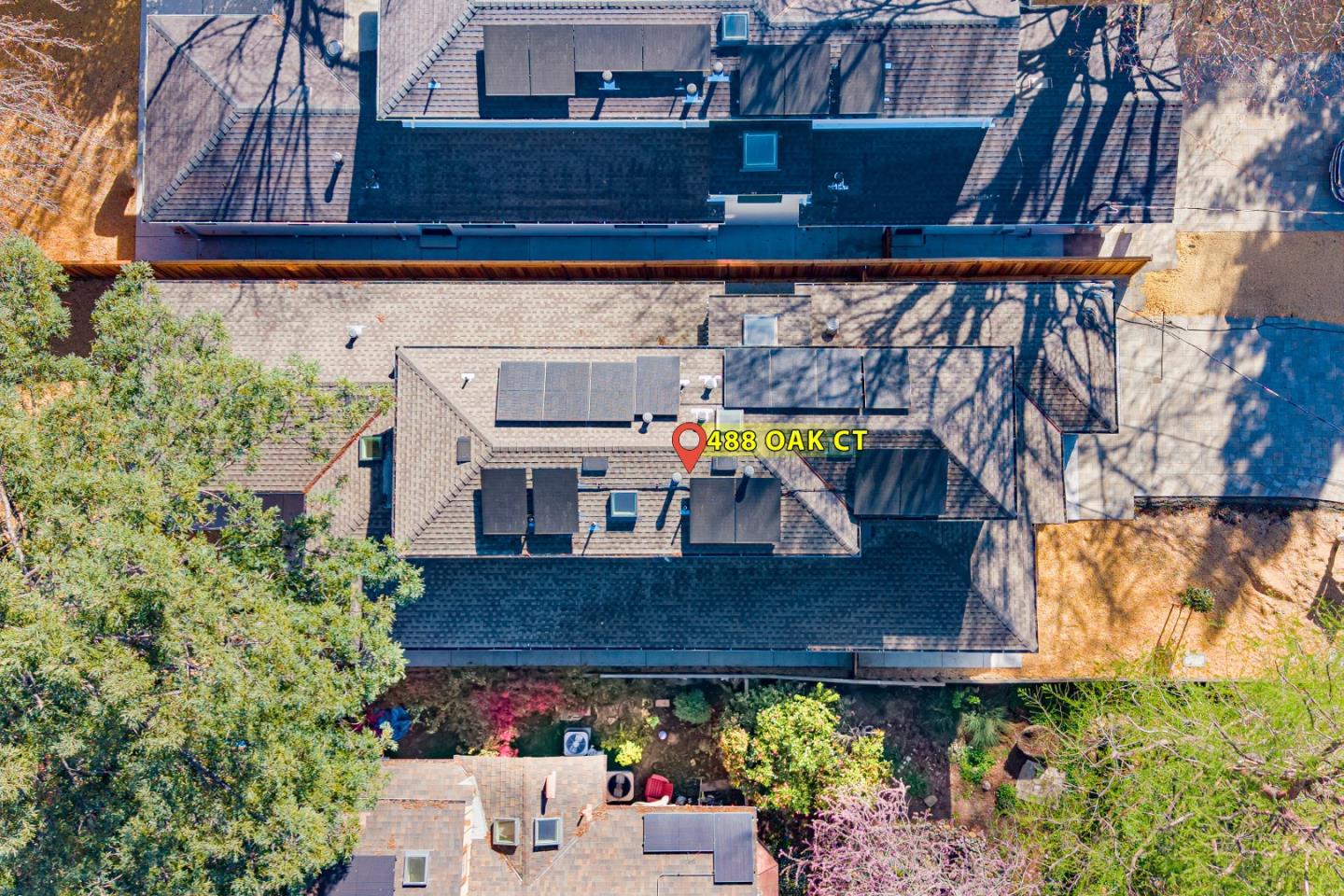 Detail Gallery Image 49 of 69 For 488 Oak Ct, Menlo Park,  CA 94025 - 4 Beds | 3/1 Baths