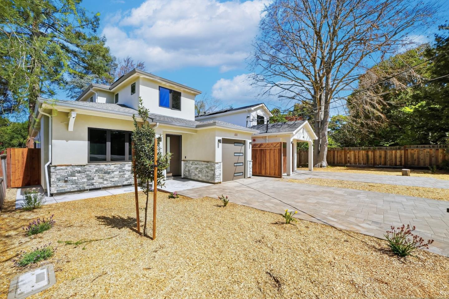 Detail Gallery Image 57 of 69 For 488 Oak Ct, Menlo Park,  CA 94025 - 4 Beds | 3/1 Baths