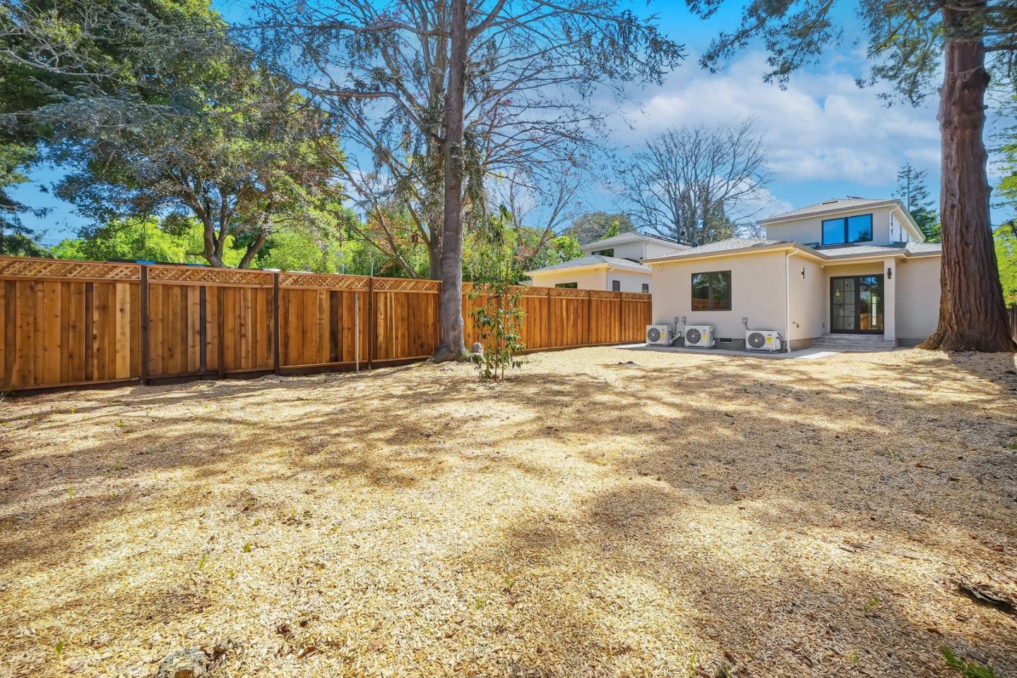 Detail Gallery Image 63 of 69 For 488 Oak Ct, Menlo Park,  CA 94025 - 4 Beds | 3/1 Baths