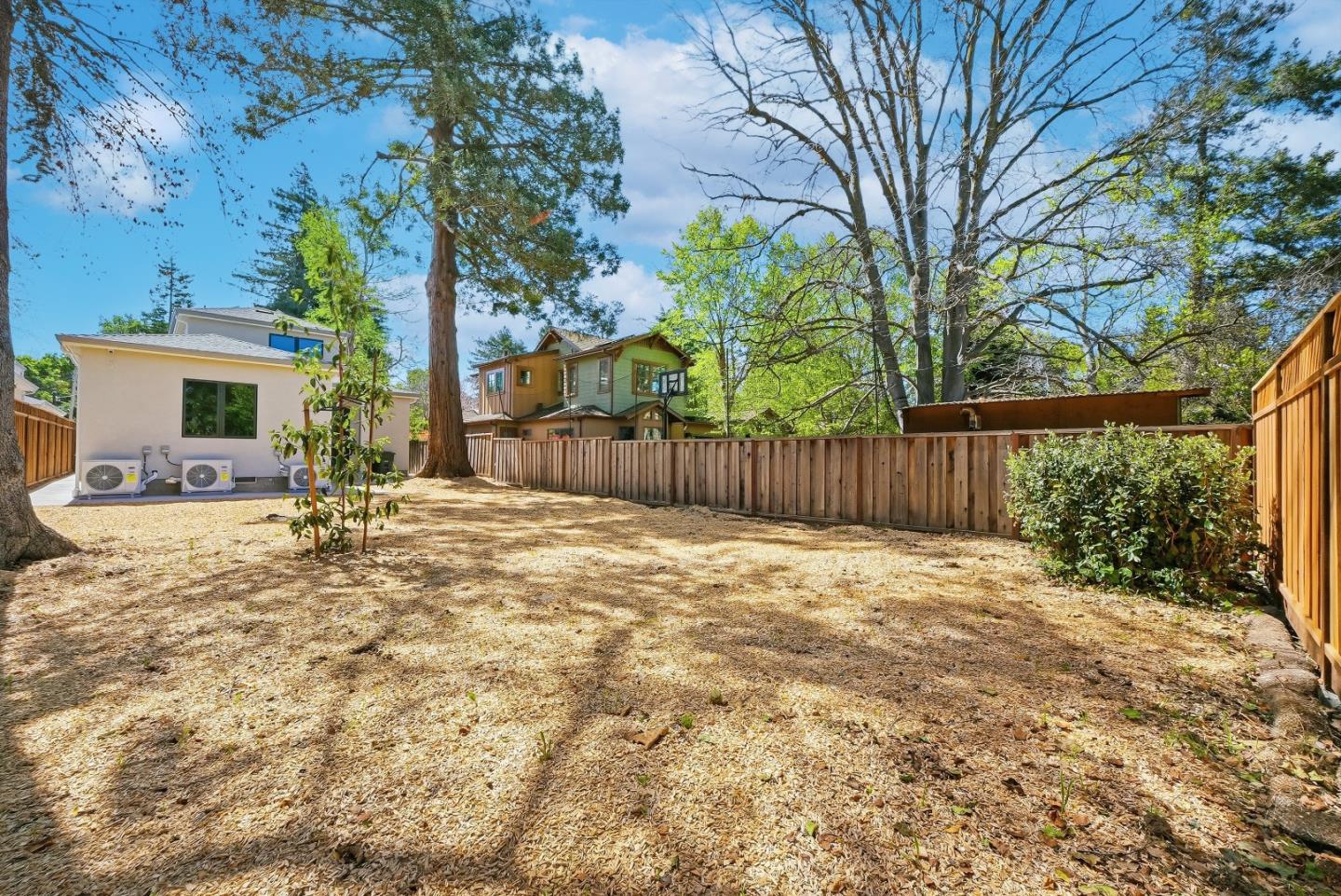 Detail Gallery Image 64 of 69 For 488 Oak Ct, Menlo Park,  CA 94025 - 4 Beds | 3/1 Baths