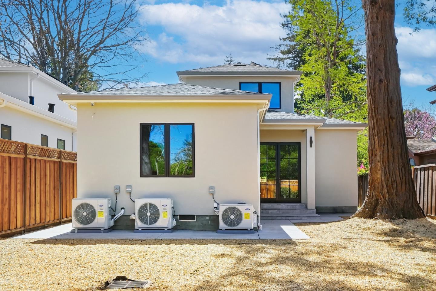 Detail Gallery Image 66 of 69 For 488 Oak Ct, Menlo Park,  CA 94025 - 4 Beds | 3/1 Baths