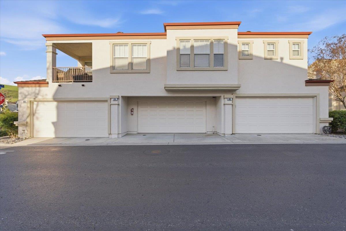 Detail Gallery Image 2 of 36 For 863 Brea Ln, San Jose,  CA 95138 - 3 Beds | 2/1 Baths