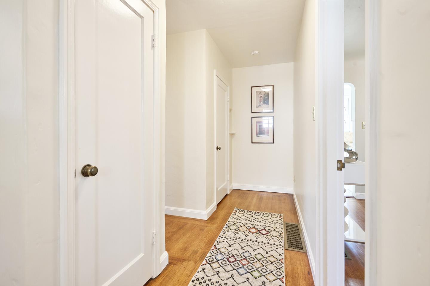 Detail Gallery Image 10 of 15 For 1012 N Humboldt St, San Mateo,  CA 94401 - 2 Beds | 1 Baths