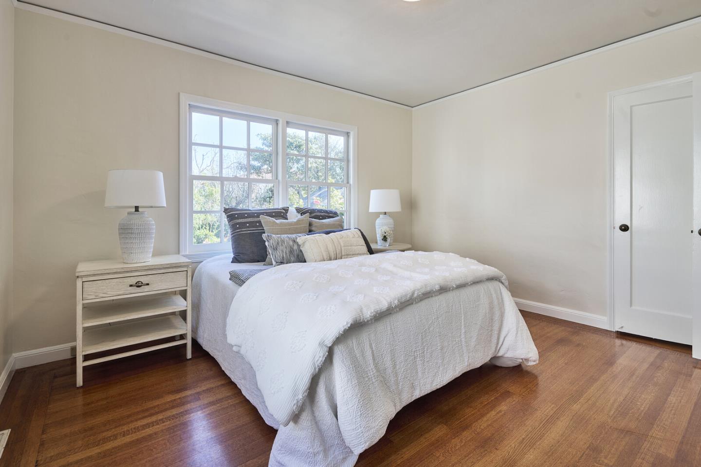 Detail Gallery Image 9 of 15 For 1012 N Humboldt St, San Mateo,  CA 94401 - 2 Beds | 1 Baths