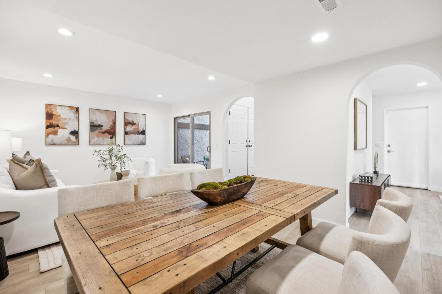 Detail Gallery Image 12 of 53 For 121 Calle Nivel, Los Gatos,  CA 95032 - 4 Beds | 2/1 Baths