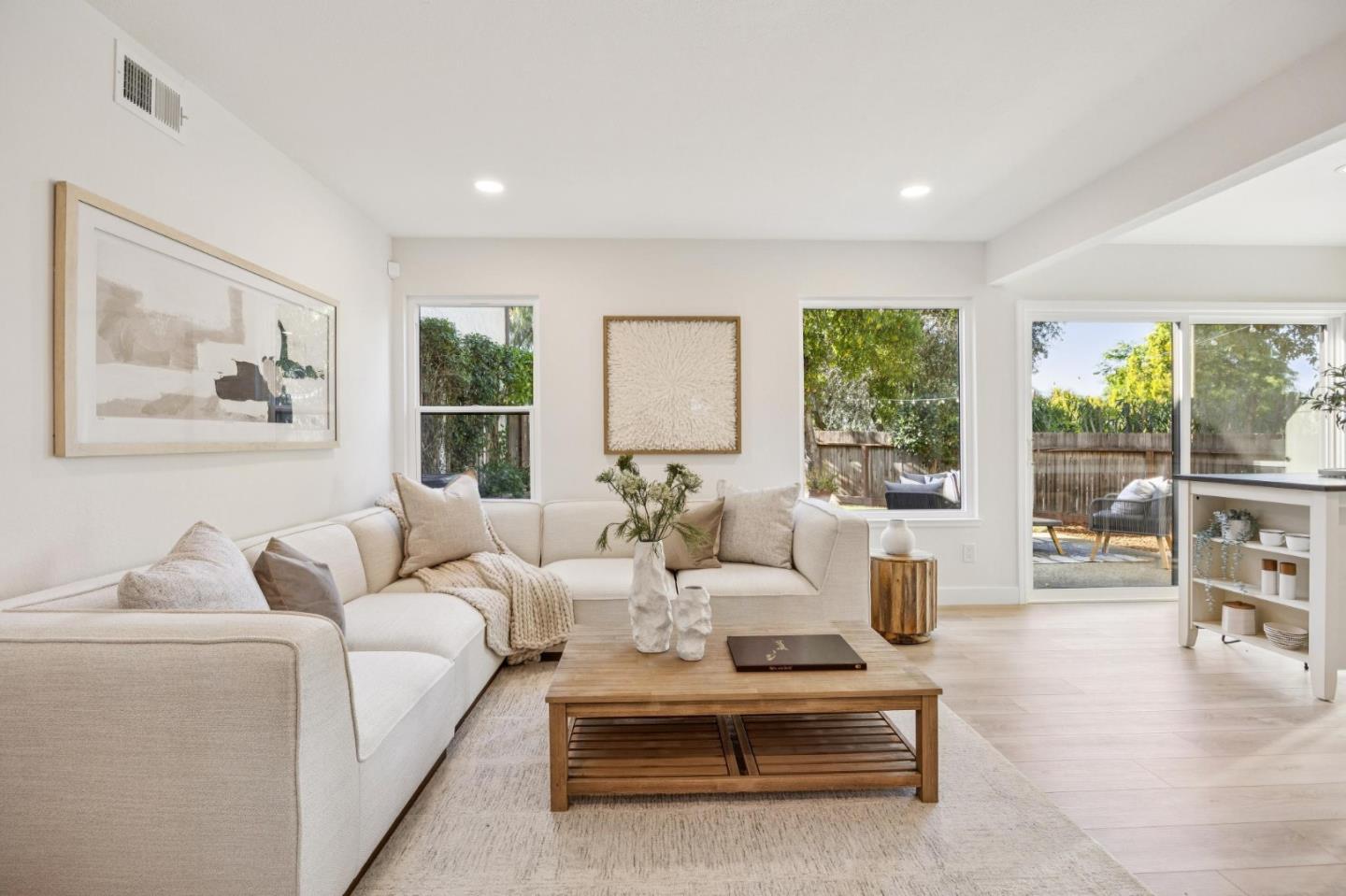 Detail Gallery Image 15 of 53 For 121 Calle Nivel, Los Gatos,  CA 95032 - 4 Beds | 2/1 Baths