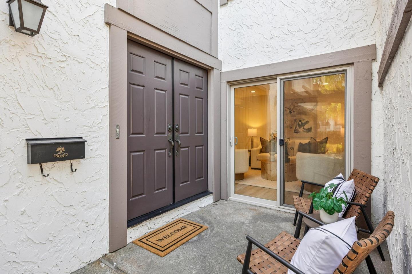 Detail Gallery Image 4 of 53 For 121 Calle Nivel, Los Gatos,  CA 95032 - 4 Beds | 2/1 Baths