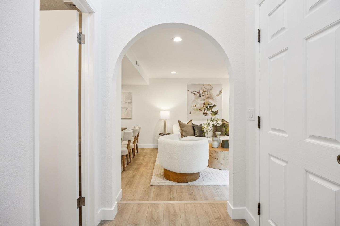 Detail Gallery Image 6 of 53 For 121 Calle Nivel, Los Gatos,  CA 95032 - 4 Beds | 2/1 Baths