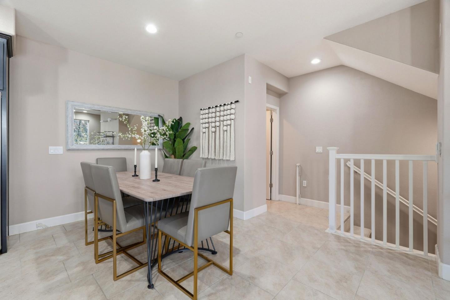 Detail Gallery Image 12 of 34 For 125 Incense Ter, Sunnyvale,  CA 94086 - 3 Beds | 3/1 Baths