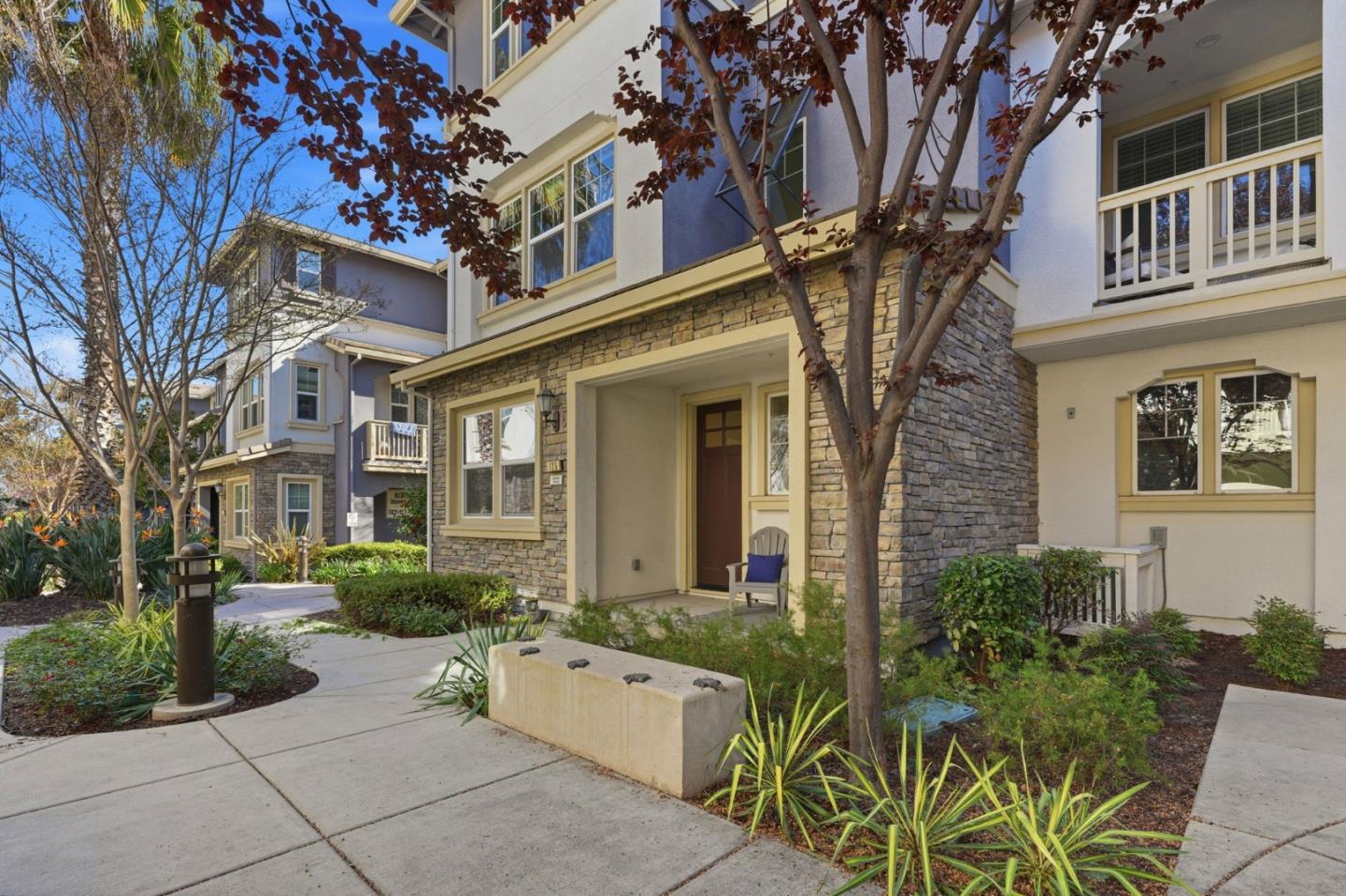 Detail Gallery Image 3 of 34 For 125 Incense Ter, Sunnyvale,  CA 94086 - 3 Beds | 3/1 Baths