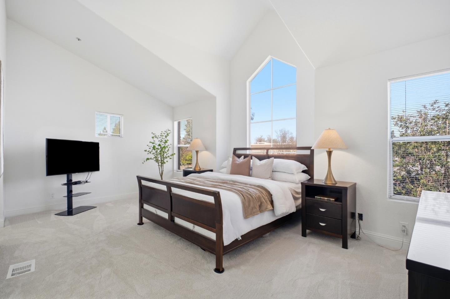 Detail Gallery Image 17 of 31 For 3950 Paul Ter, Fremont,  CA 94538 - 3 Beds | 2/1 Baths