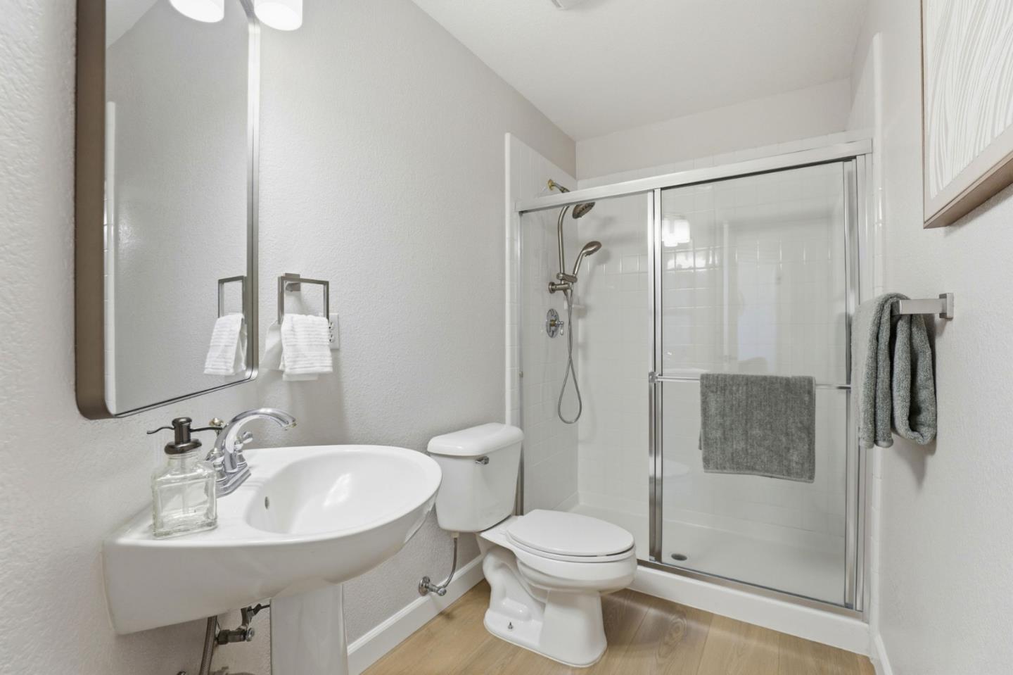 Detail Gallery Image 38 of 71 For 9212 Kestrel Ct, Gilroy,  CA 95020 - 5 Beds | 3 Baths