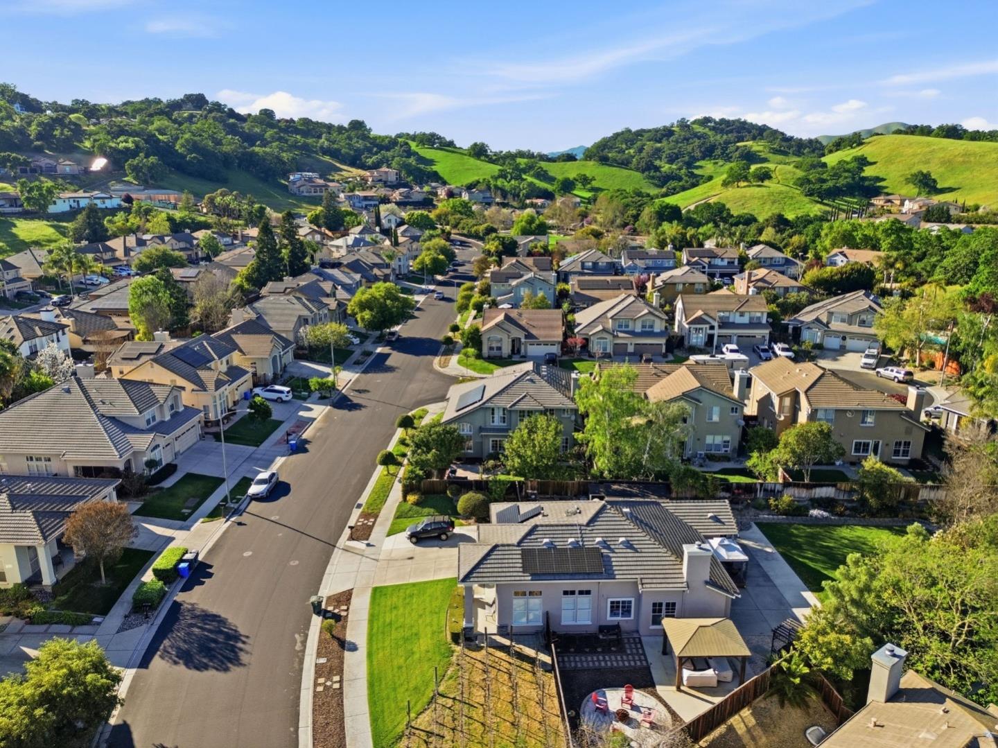 Detail Gallery Image 64 of 71 For 9212 Kestrel Ct, Gilroy,  CA 95020 - 5 Beds | 3 Baths