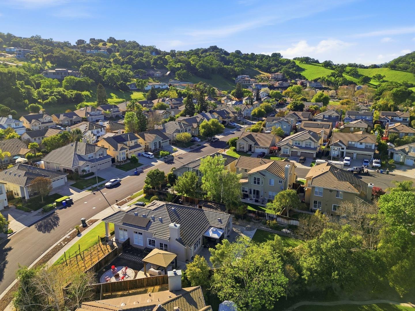 Detail Gallery Image 65 of 71 For 9212 Kestrel Ct, Gilroy,  CA 95020 - 5 Beds | 3 Baths