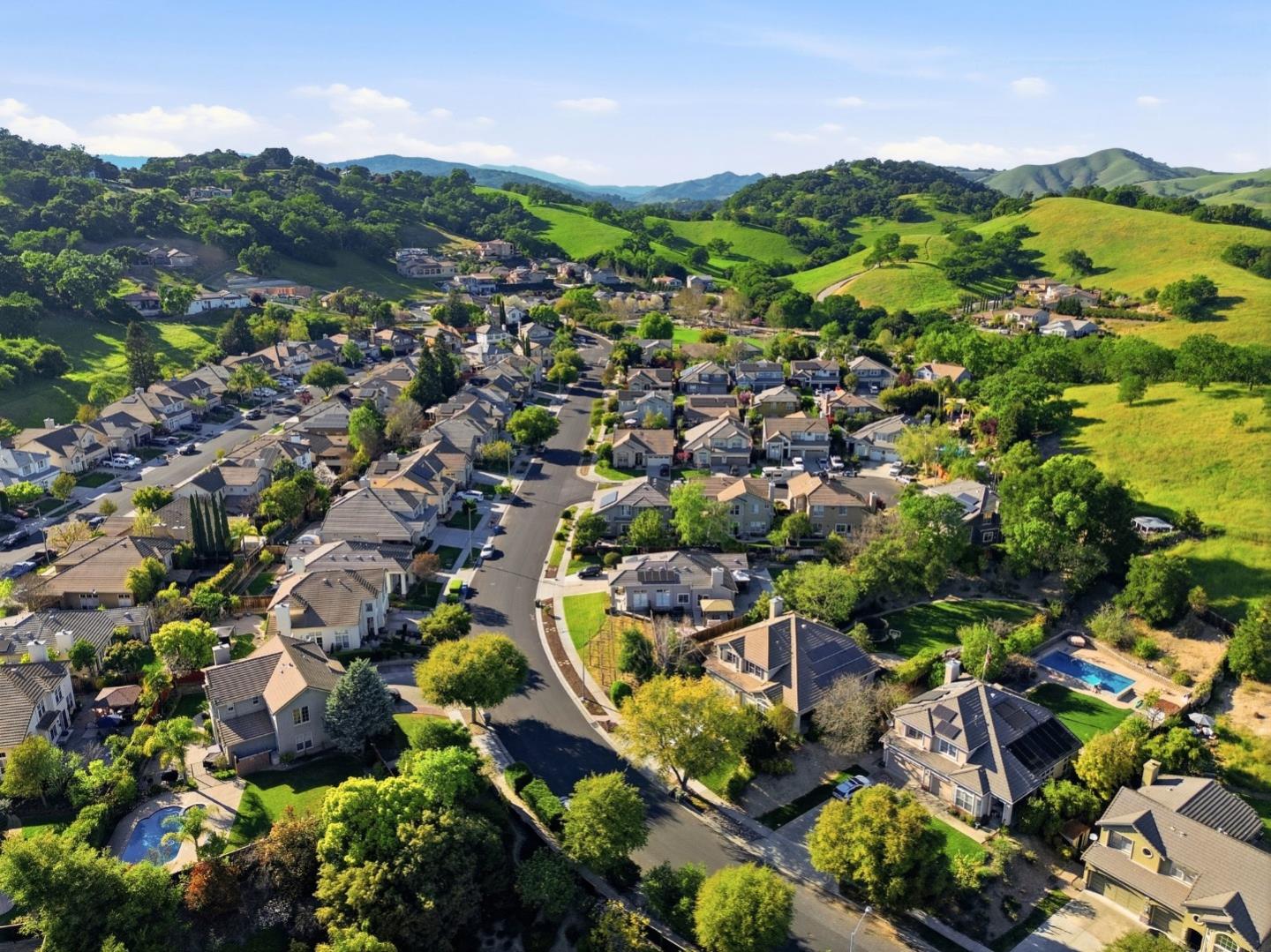 Detail Gallery Image 67 of 71 For 9212 Kestrel Ct, Gilroy,  CA 95020 - 5 Beds | 3 Baths
