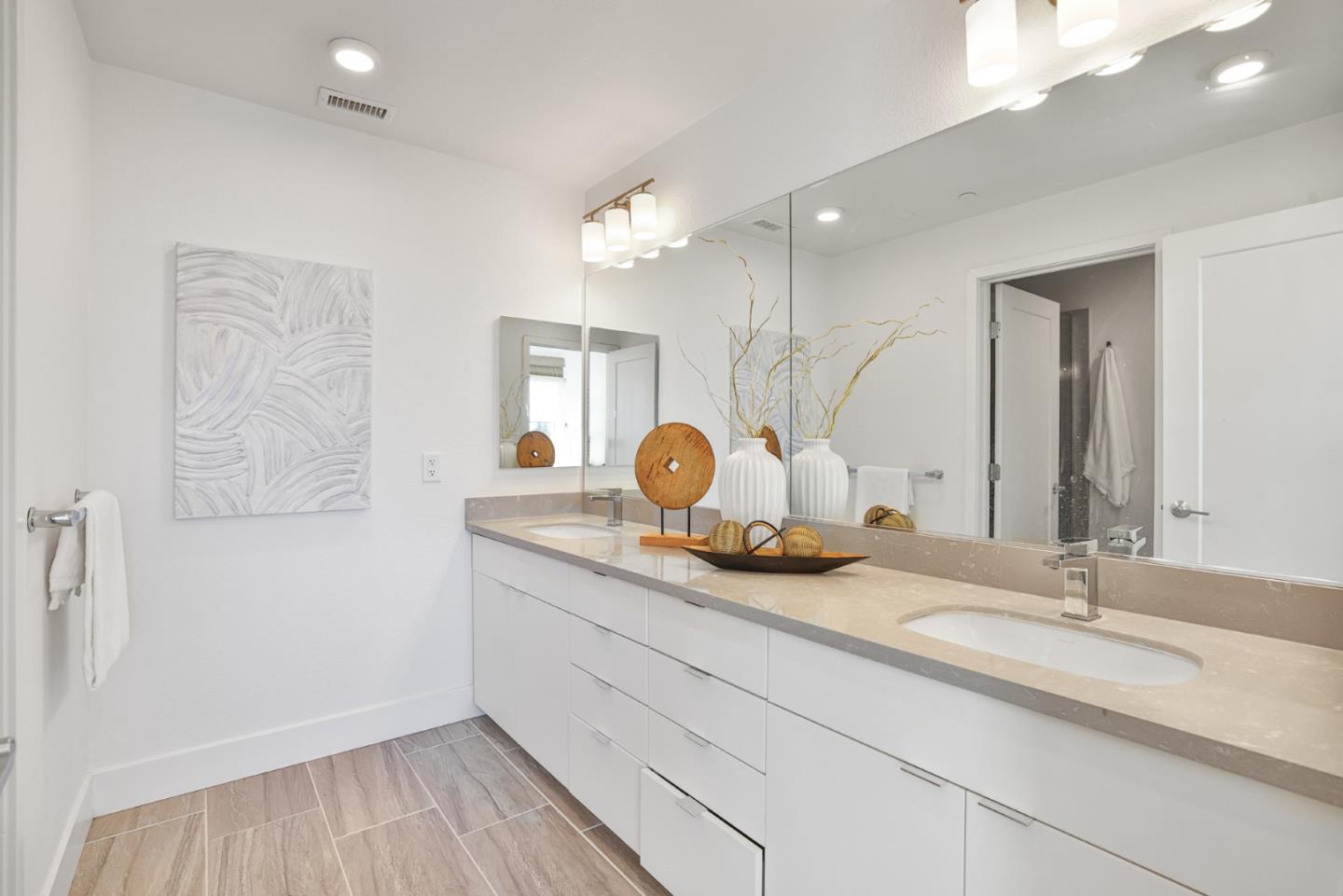 Detail Gallery Image 17 of 29 For 3768 Capitol Ave 307b,  Fremont,  CA 94538 - 4 Beds | 3/1 Baths
