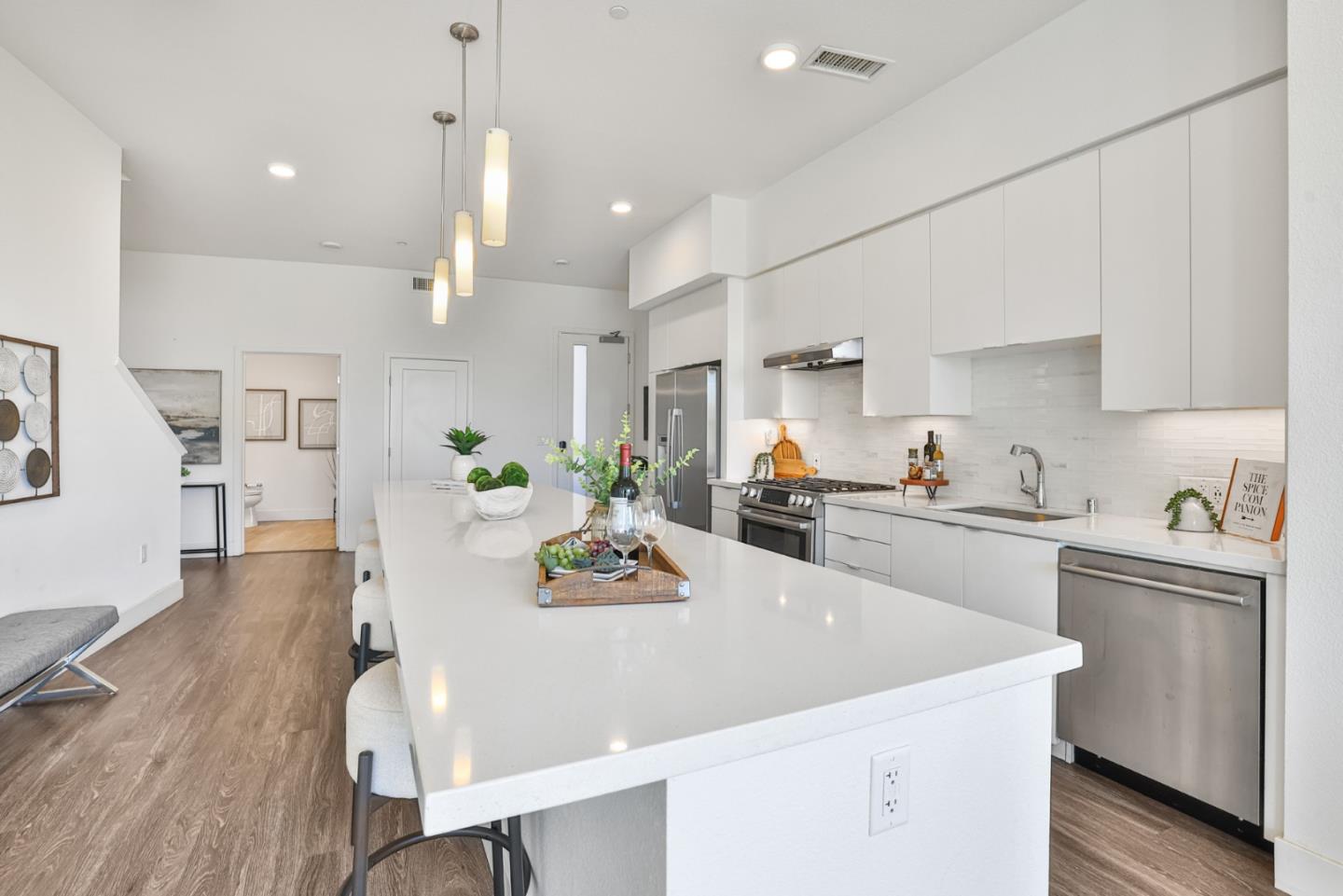 Detail Gallery Image 4 of 29 For 3768 Capitol Ave 307b,  Fremont,  CA 94538 - 4 Beds | 3/1 Baths