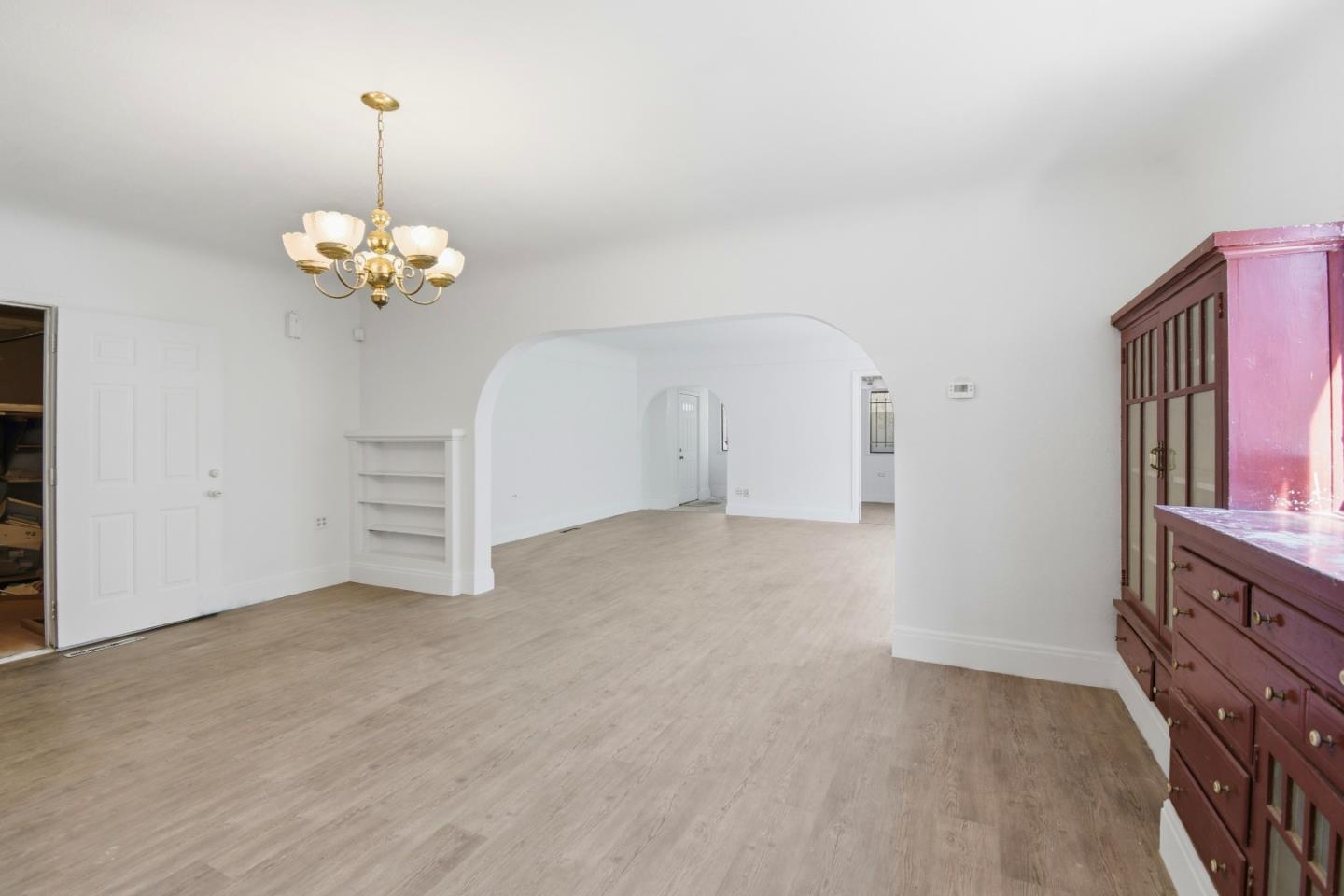 Detail Gallery Image 12 of 44 For 3918 High St, Oakland,  CA 94619 - 4 Beds | 3 Baths