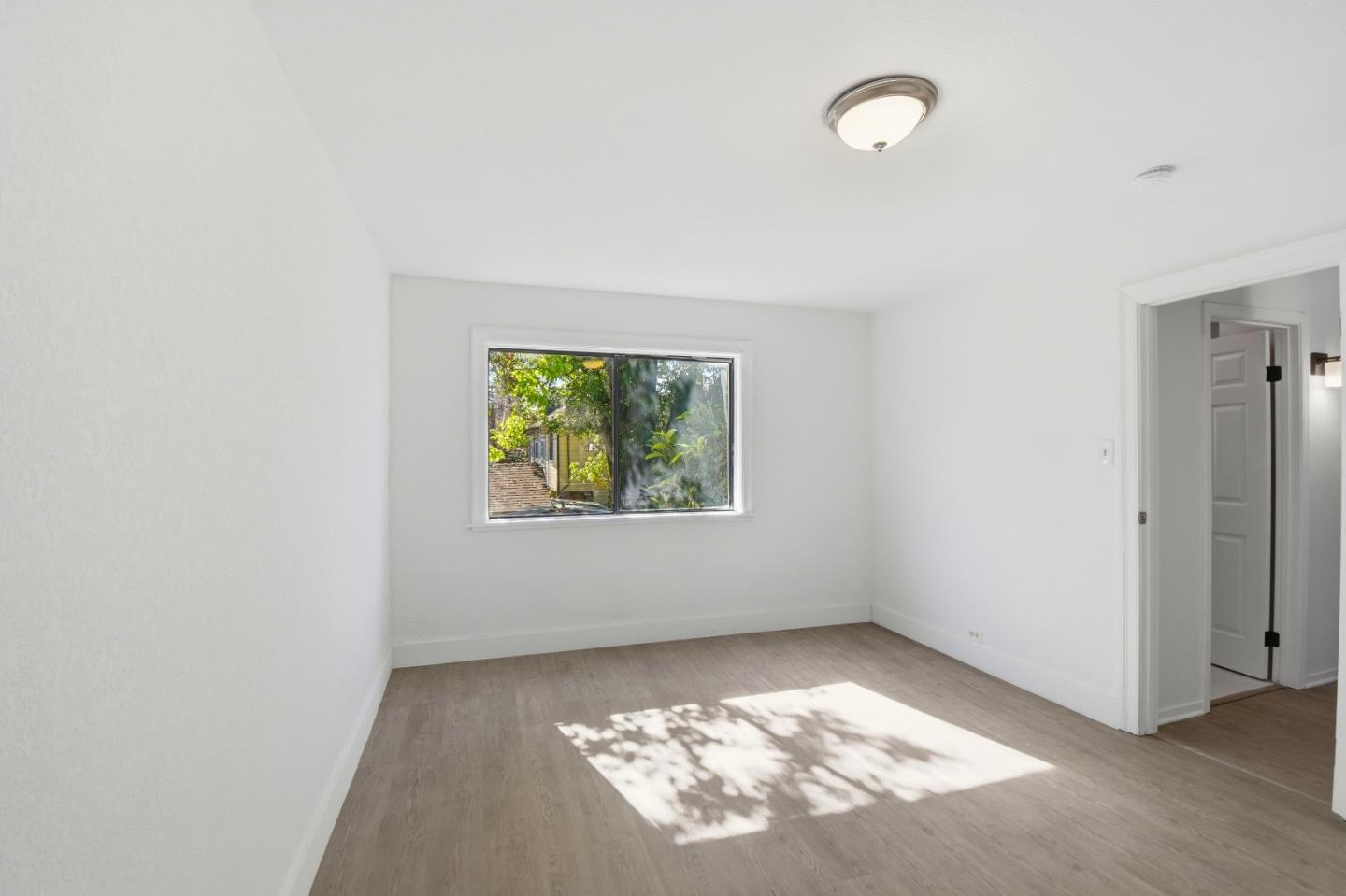 Detail Gallery Image 20 of 44 For 3918 High St, Oakland,  CA 94619 - 4 Beds | 3 Baths