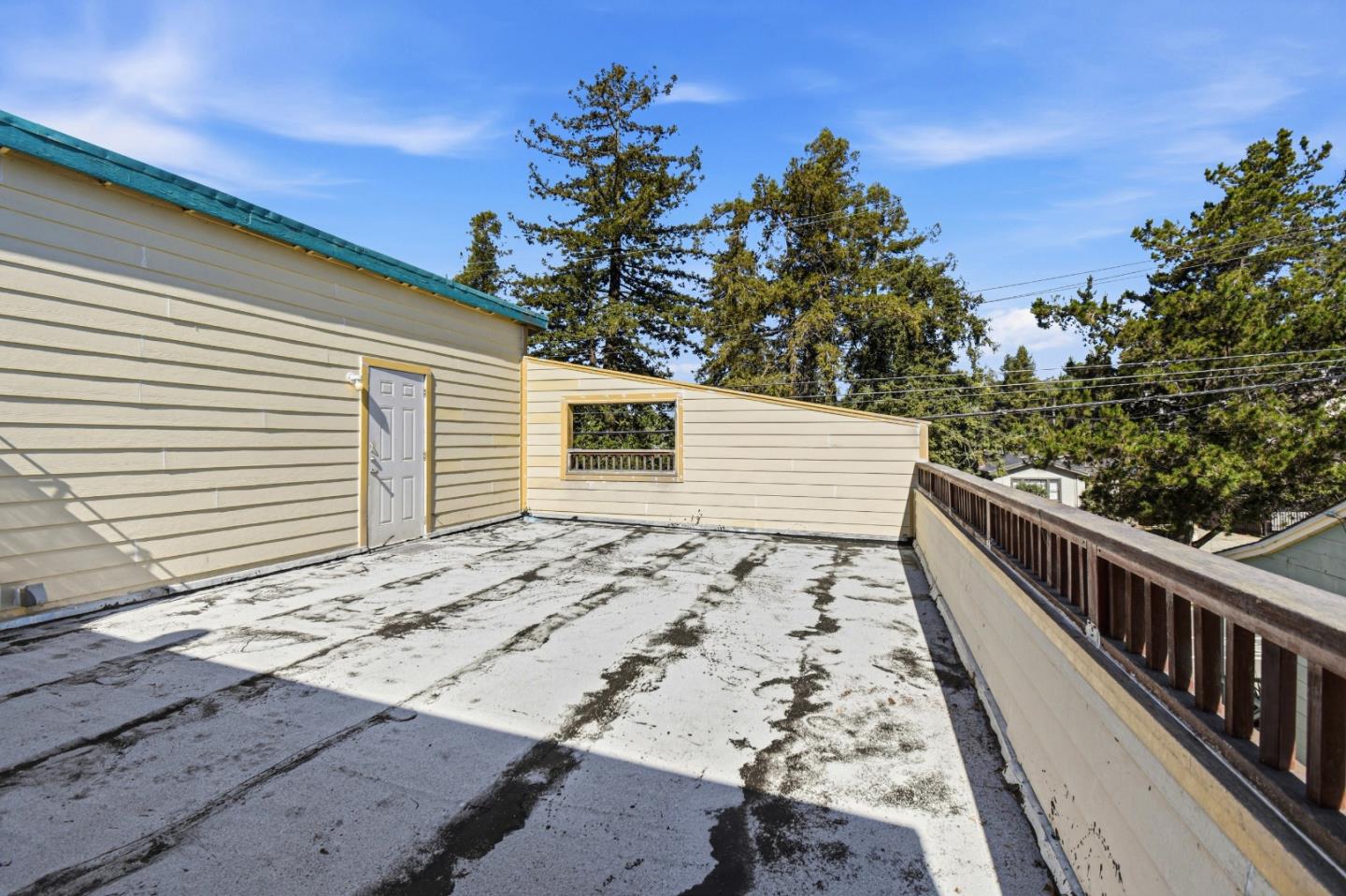 Detail Gallery Image 37 of 44 For 3918 High St, Oakland,  CA 94619 - 4 Beds | 3 Baths