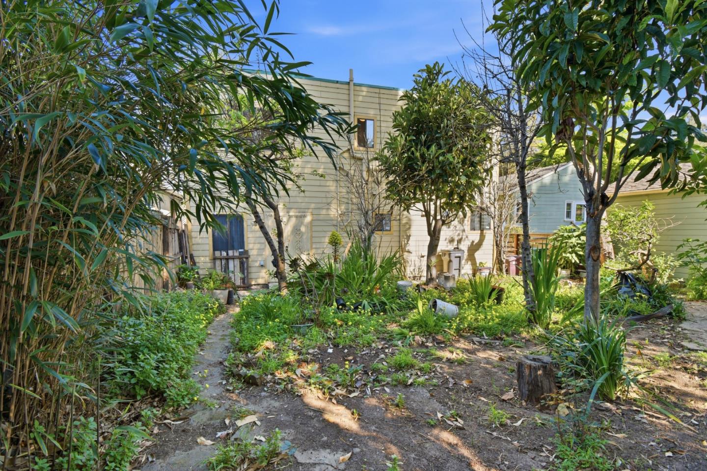 Detail Gallery Image 40 of 44 For 3918 High St, Oakland,  CA 94619 - 4 Beds | 3 Baths