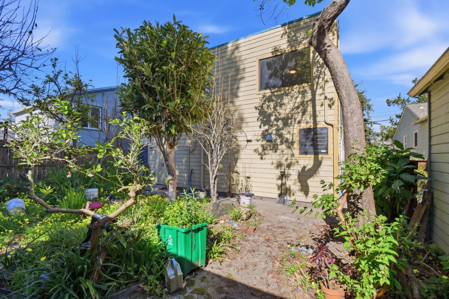 Detail Gallery Image 41 of 44 For 3918 High St, Oakland,  CA 94619 - 4 Beds | 3 Baths