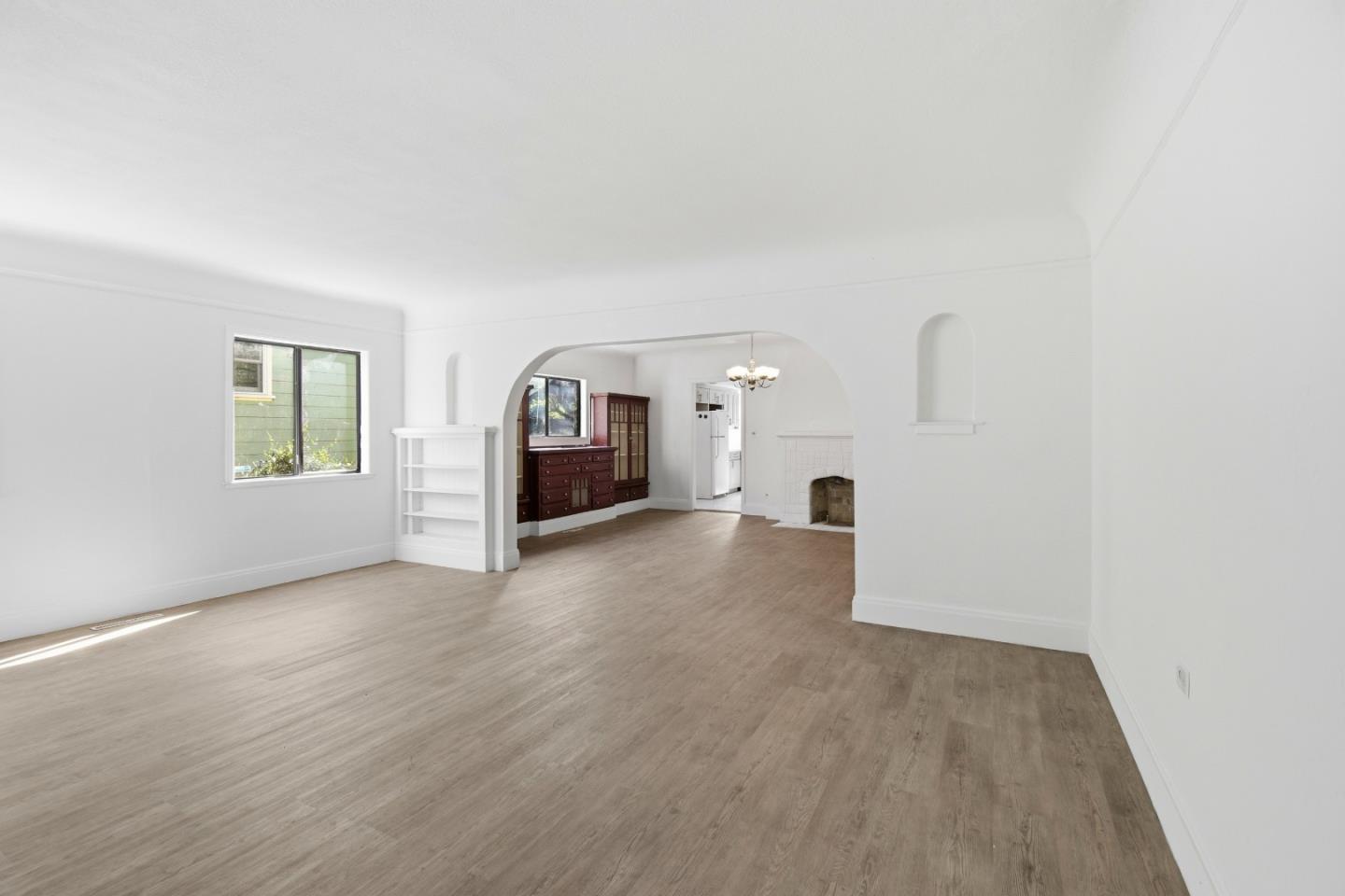 Detail Gallery Image 6 of 44 For 3918 High St, Oakland,  CA 94619 - 4 Beds | 3 Baths