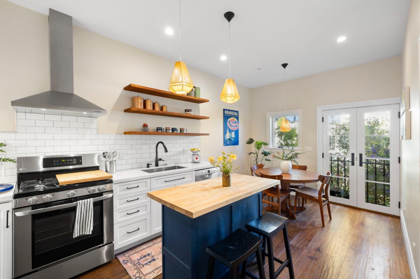 Detail Gallery Image 14 of 73 For 727 Andover St, San Francisco,  CA 94110 - 3 Beds | 3 Baths