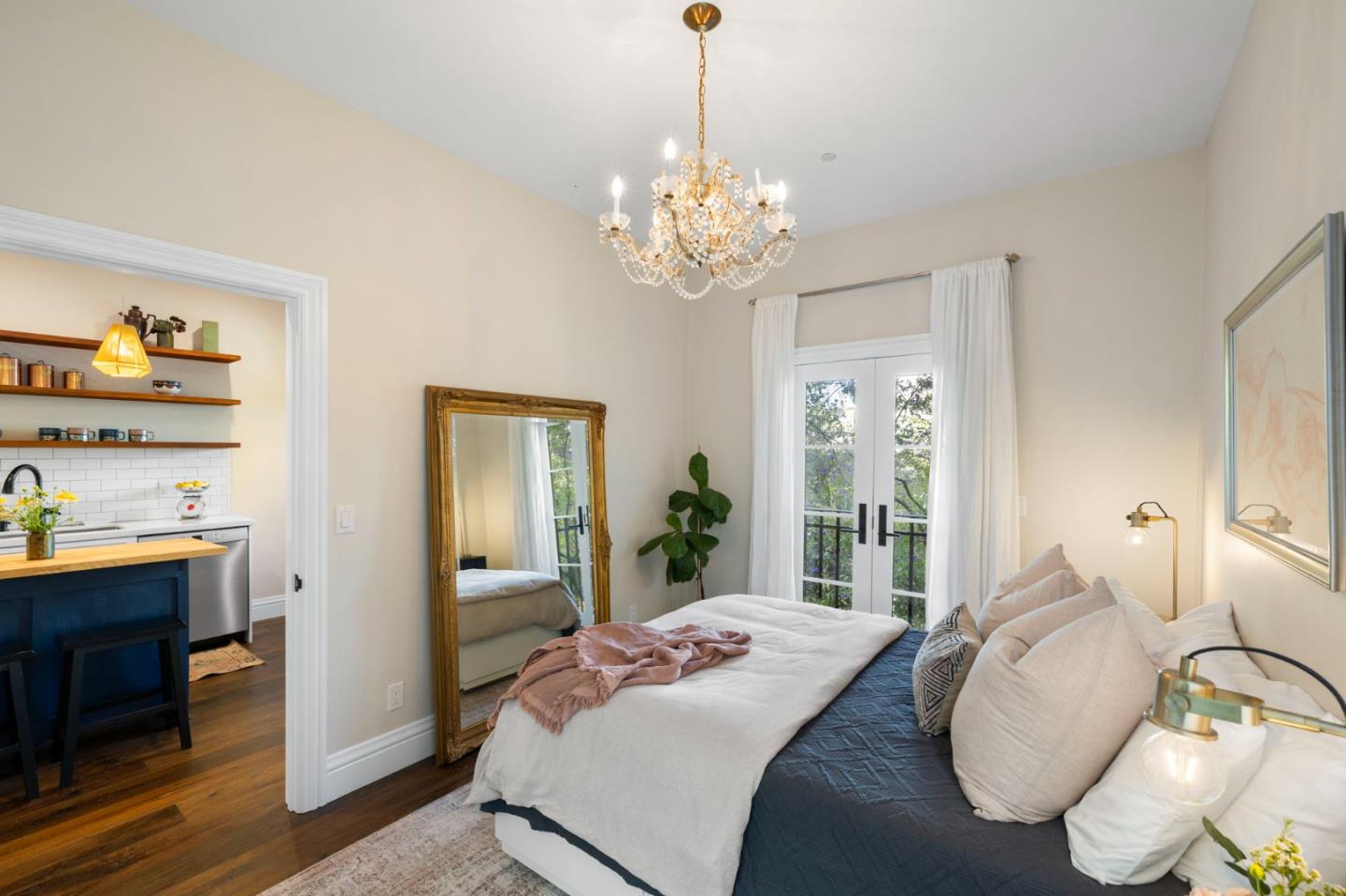 Detail Gallery Image 24 of 73 For 727 Andover St, San Francisco,  CA 94110 - 3 Beds | 3 Baths