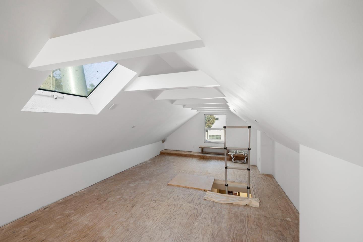 Detail Gallery Image 34 of 73 For 727 Andover St, San Francisco,  CA 94110 - 3 Beds | 3 Baths